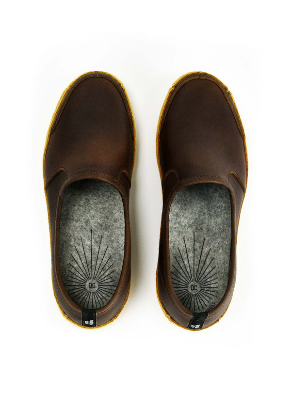 Vermont House Shoes: Loafer - Chocolate - top view
